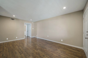 Newport-in-Dallas 18